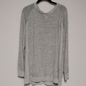 GAP Heather Gray Long Sleeve Maternity Women's Tee